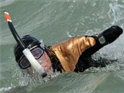 Bóng đá anh, ngoại hạng anh, lịch thi đấu euro 2012, Người cụt tứ chi bơi vượt eo biển Manche